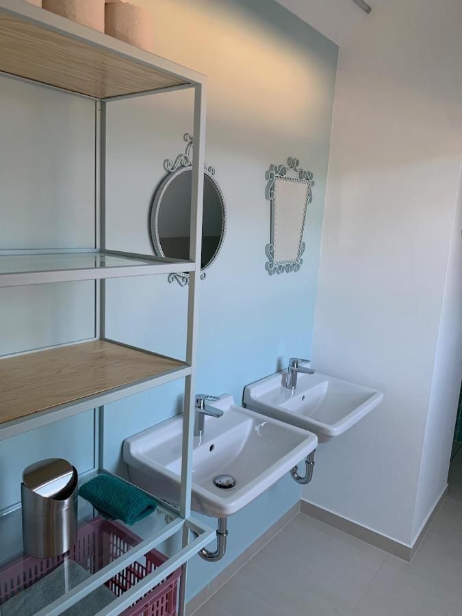 Fox Appartement Hostka  Buitenkant foto